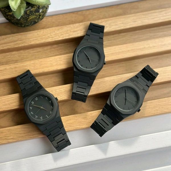 Most Trending Black Aura Watch For Men 100% Original Watch With New Design & 7 straps Smartwatch